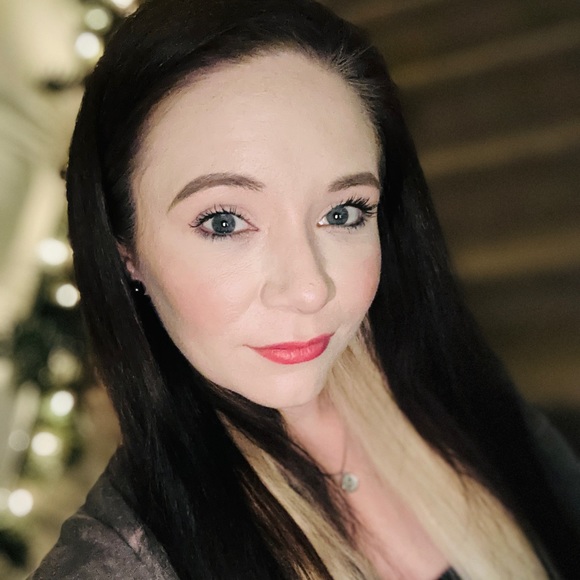 Meet your Posher, Moriah - Picture 4 of 5